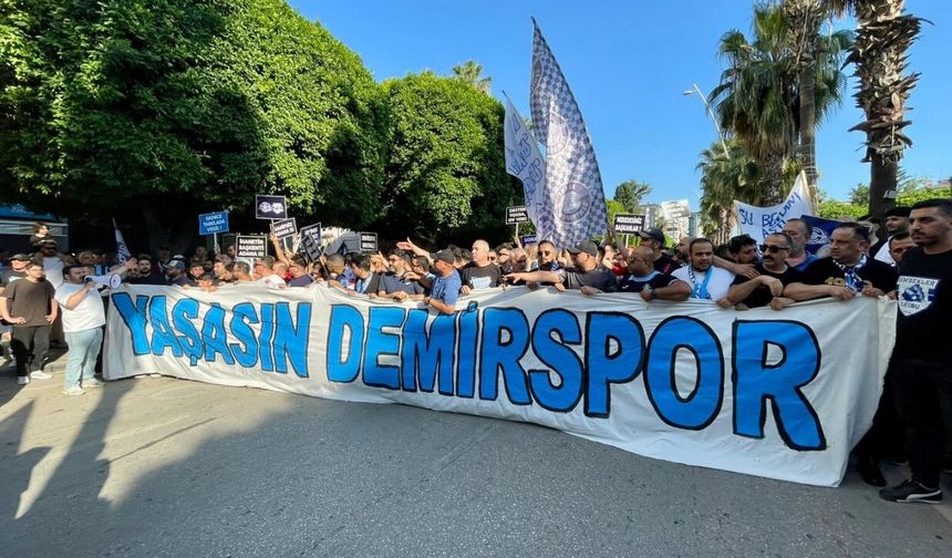 Adana Demirspor İçin Tek Ses: “Demirspor Yaşayacak”