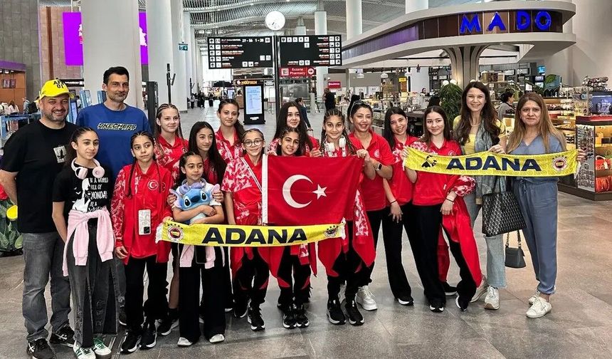 Adana Fenerbahçeliler Derneği Sırbistan Yolcusu Genç Millileri Coşkuyla Uğurladı