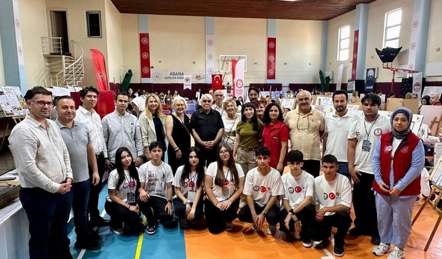 Adana Gençlik Merkezi'nde TÜBİTAK Bilim Fuarları heyecanı sürüyor