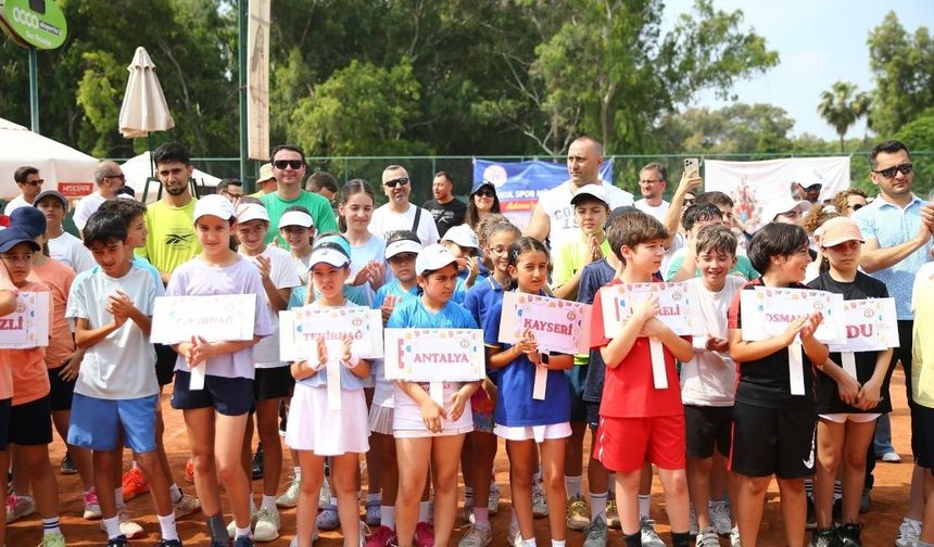 Adana, Tenis Türkiye Şampiyonası’na ev sahipliği yapıyor