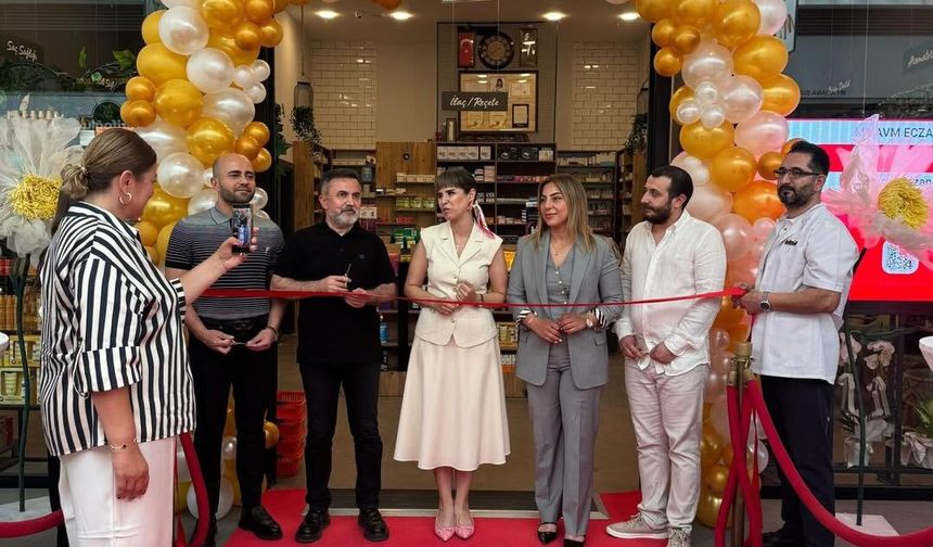 Adana’da yeni sağlık yatırımı: "Eczane M1 AVM" kapılarını hizmete açtı