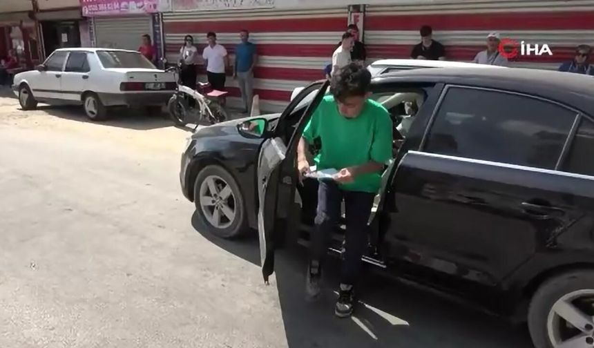 Adana'da YKS heyecanı: El frenini çekmeyi unutup sınava koştu