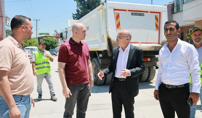 Başkan Vekili Boyraz sahada: Yenidoğan mahallesi’nde asfalt mesaisi