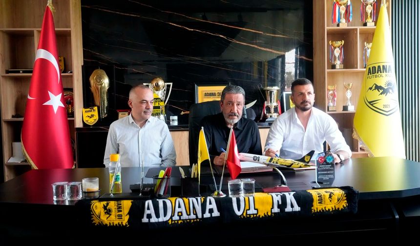 Cafer Elek Adana 01 FK'ya imza attı
