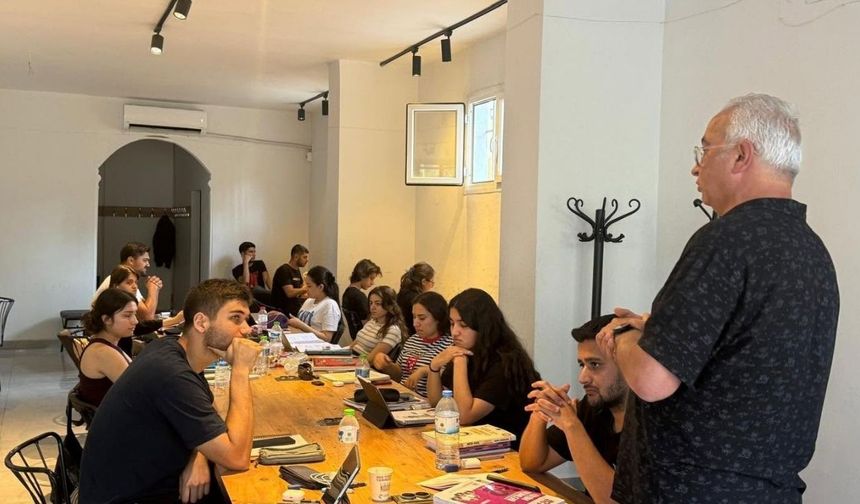 Çukurova Belediyesi'nden YKS adaylarına moral desteği