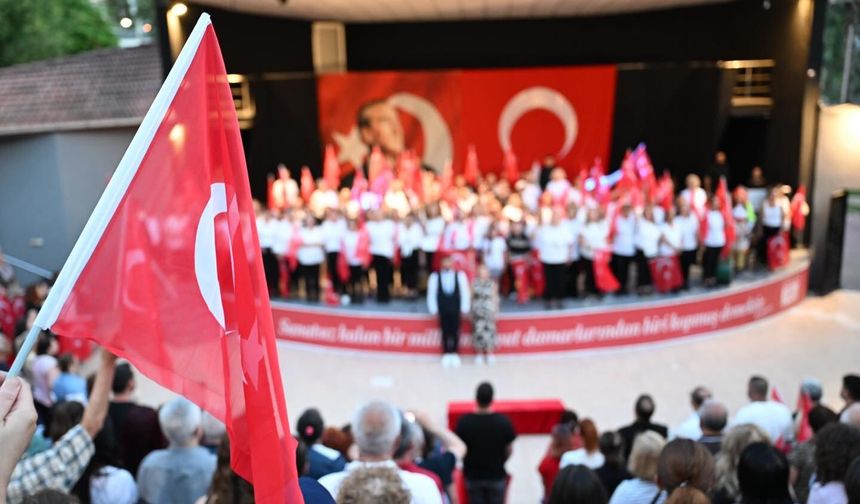 Çukurova Belediyesi’nden sanatseverlere kültür şöleni