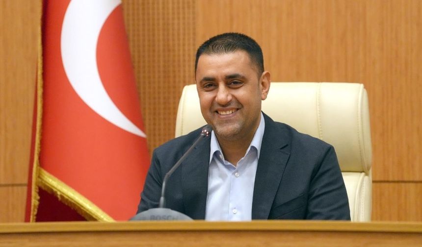 Kozay’dan 30 Ağustos mesajı: “Milletimizin kendi geleceğine sahip çıktığı gündür”