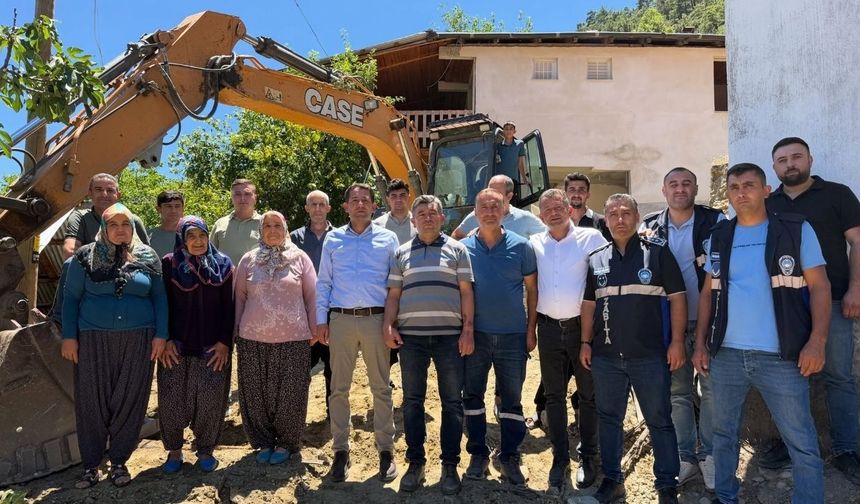 Feke’de mahalle ziyaretleri devam ediyor