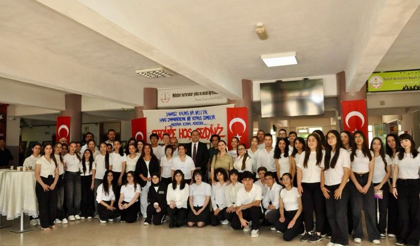 İlhan Atış Anadolu Lisesi’nden görkemli resim sergisi