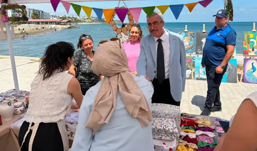 Karataş’ta kadın emeği görücüye çıktı: Hanımeli Pazarı kuruldu
