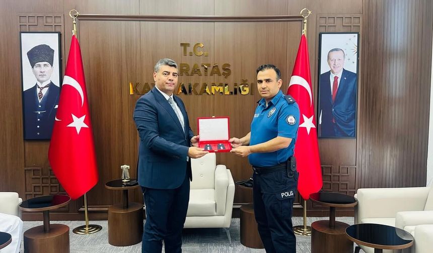 Kaymakam Aktan, İlçe Emniyet Amir vekilinin yeni rütbesini taktı