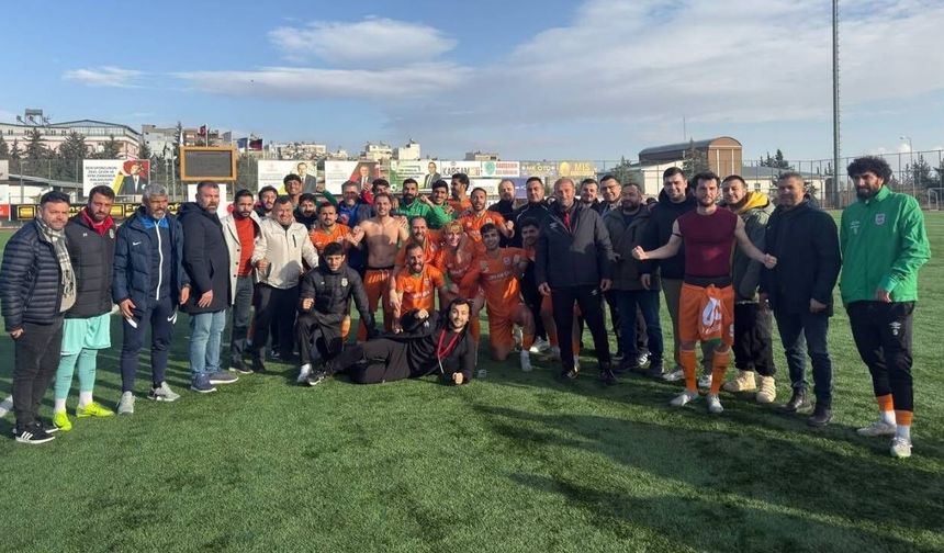 Kozanspor taraftarı yeni sezonu bekliyor