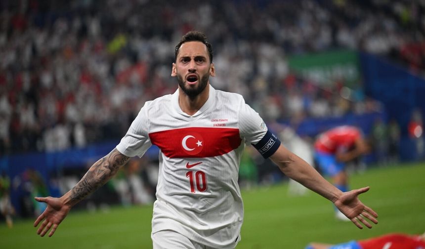 Sarı-lacivertlilerde Hakan Çalhanoğlu heyecanı