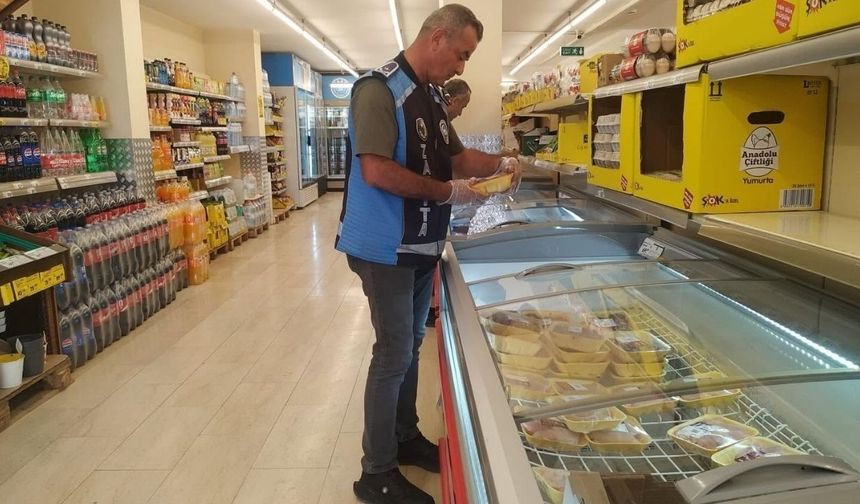 Yumurtalık'ta marketlere sıkı denetim