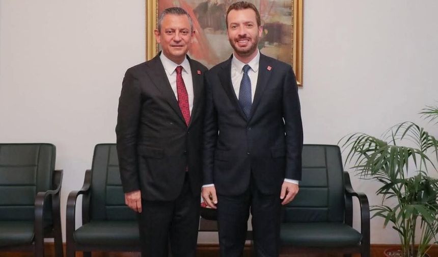 Ceyhan Belediye Başkanı Kadir Aydar CHP'den istifa etti