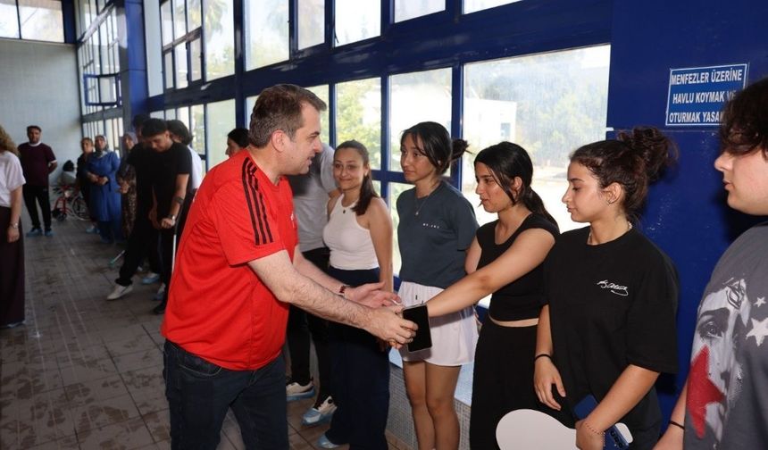 Çukurova Üniversitesi'nden ÇOİM'deki çocuklara anlamlı etkinlik
