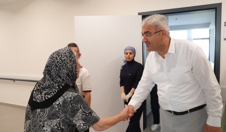 İl Müdürü Gökboğa'dan Huzurevi sakinlerine anlamlı ziyaret