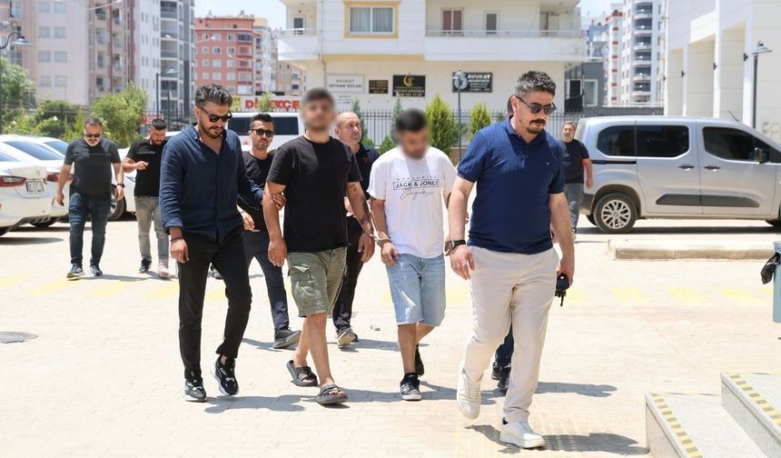 Kozan Adliyesi önündeki silahlı kavgada 4 şüphelisi serbest bırakıldı