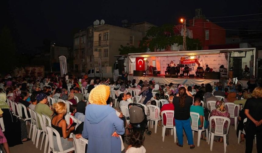Mahallece Eğlence Yeşilevler'de yaz akşamına renk kattı