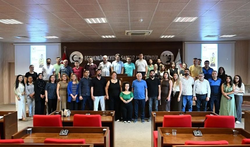 Sarıçam Belediyesi'nde dijital iletişim ve nezaket eğitimi