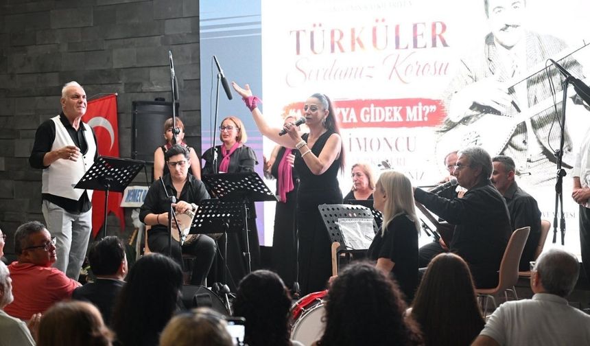 Sarıçam'da Ali Limoncu türkülerle anıldı