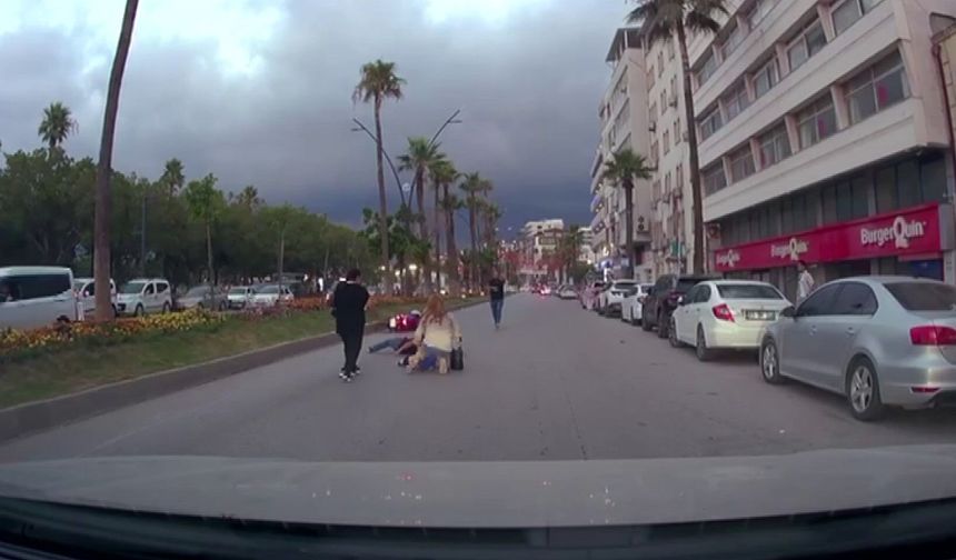 Scooterli çocuk metrelerce savruldu! Kaza anı kamerada