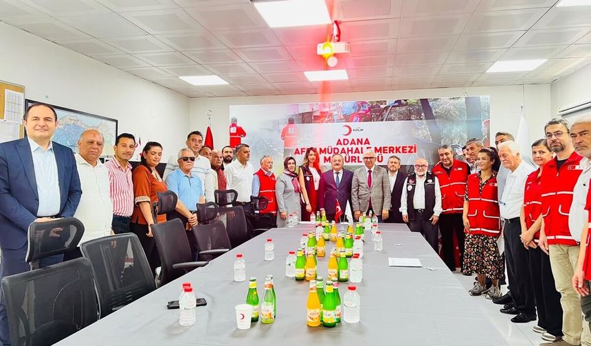 Seyhan’da örnek güç birliği: Protokol kan bağışında bulundu, aşevini ziyaret etti