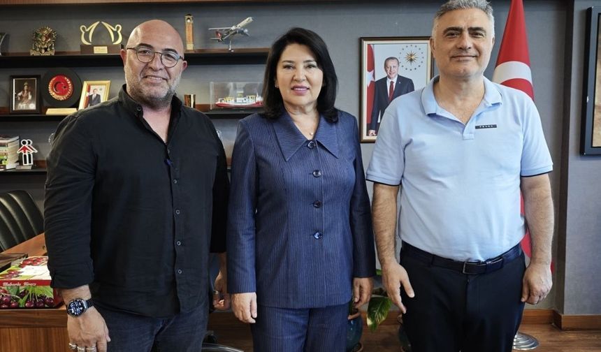 Sunay Karamık TBMM’de Adanalı iş insanlarını ağırladı
