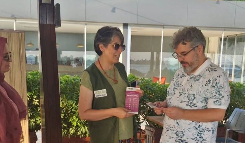 Yeşilay Adana Şubesi'nden sahada bilgilendirme çalışması