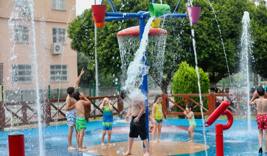 Yüreğir’de yaz eğlencesi başladı: Su oyun parkları kapılarını açtı
