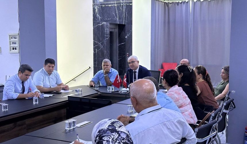 Adana Aile ve Sosyal Hizmetler İl Müdürlüğü’nden Kuruluş Müdürleri toplantısı