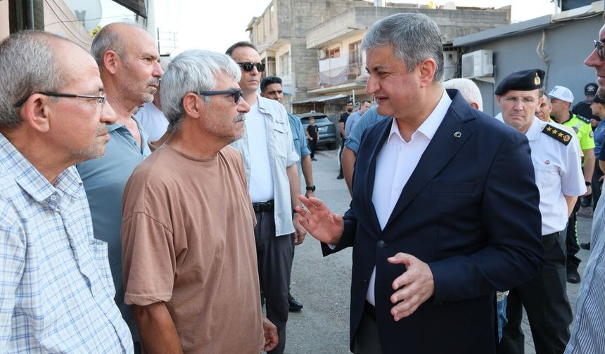 Adana Valisi Mustafa Yavuz’dan Yüreğir’de esnaf ve mahalle ziyareti