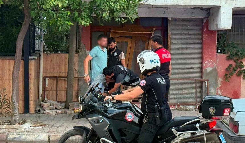 Adana’da 8 mahallede geniş çaplı denetim: 411 kişi sorgulandı