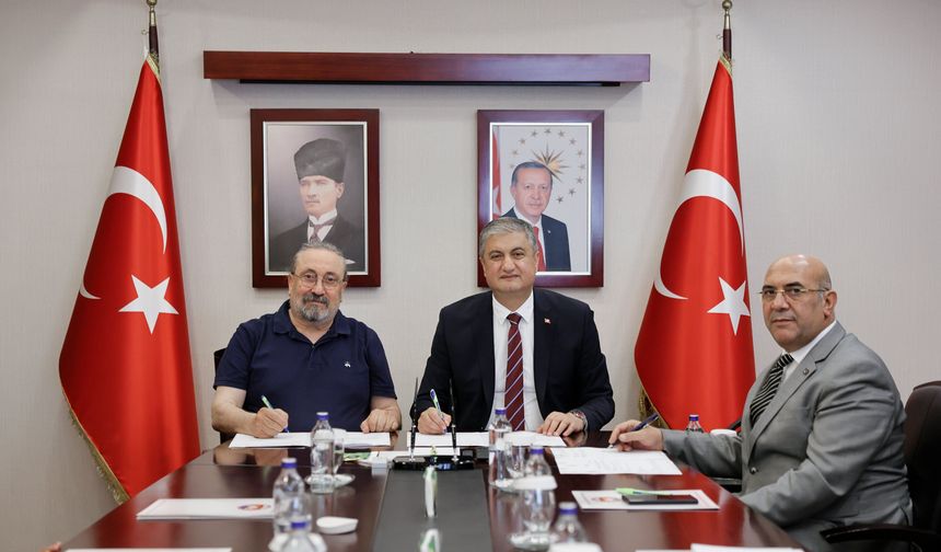 Adana’da eğitime hayırsever desteği: Serhat Kavi Anaokulu için imzalar atıldı