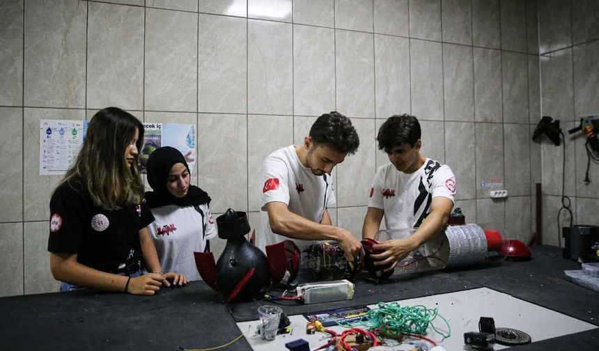Adanalı öğrenciler TEKNOFEST Mavi Vatan’da birincilik için yarışacak