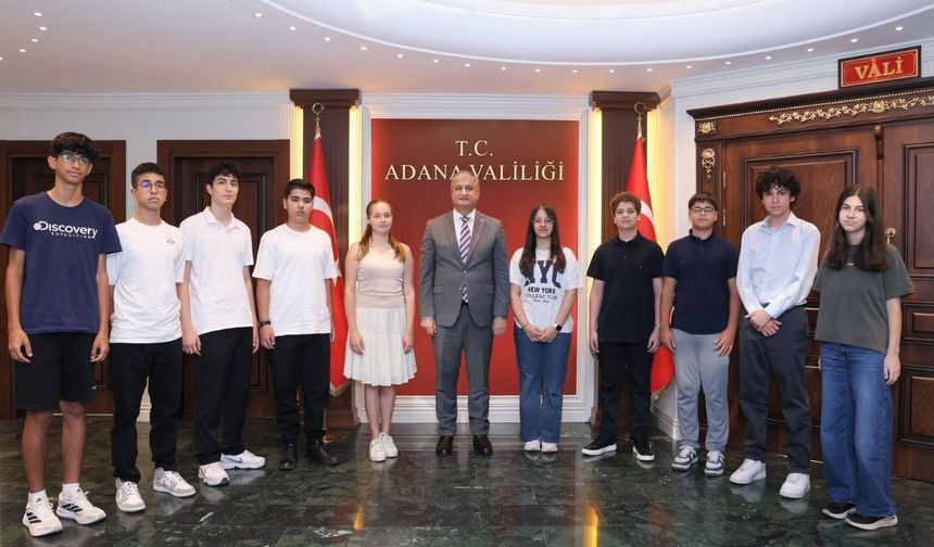 Adana’nın LGS birincileri Vali Mustafa Yavuz ile buluştu