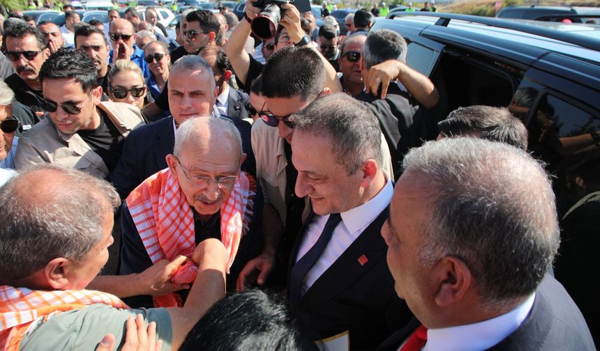CHP Adana İl Başkanı Orhan Bayram'dan Mersin'de anlamlı karşılama