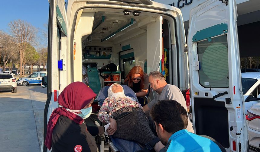Feribottaki torunundan haber bekliyordu: Taşucu Limanı’nda fenalaştı
