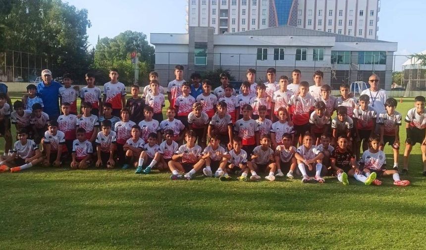 Gökhan Sakar’dan velilere Adana Gençlerbirliği çağrısı
