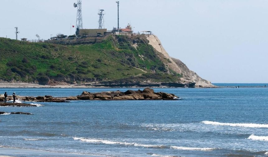 Karataş’ta bazı bölgelerde denize girmek yasaklandı