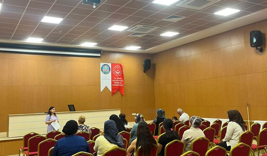 Kozan Sosyal Hizmet Merkezi’nden Engelli vatandaşlara yönelik hak eğitimi