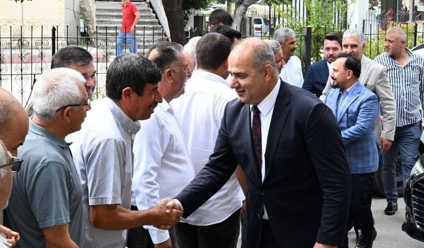 MHP Adana İl Başkanlığı İmamoğlu'nda esnaf ve vatandaşlarla buluştu