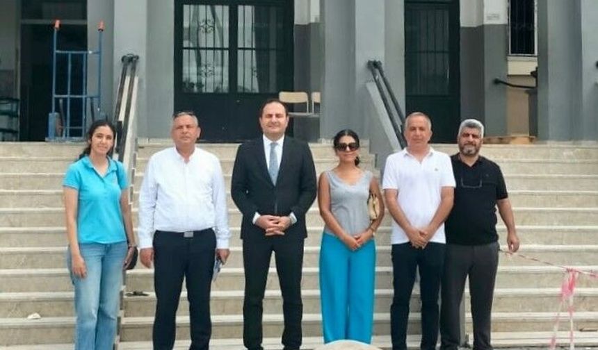 Müdür Murat Çelik, Akkapı Şehit Kemal Yüzgeç Ortaokulu’ndaki çalışmaları denetledi