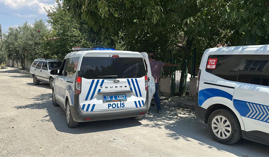Park kavgası kanlı bitti! Baba ve oğlu bıçaklandı