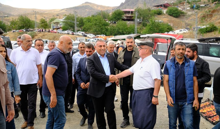 Pozantı’da 12. Bal ve Çilek Festivali coşkusu