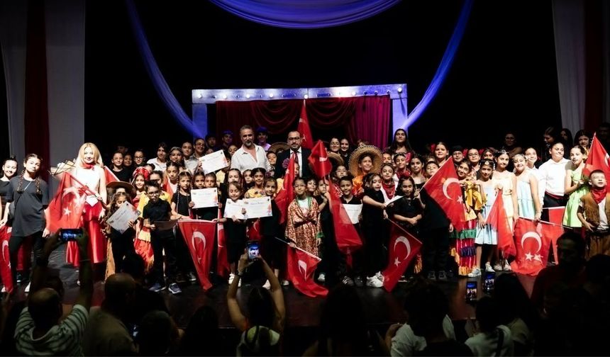 Seyhan Belediyesi’nin Drama Atölyesi final gösterisiyle tamamlandı