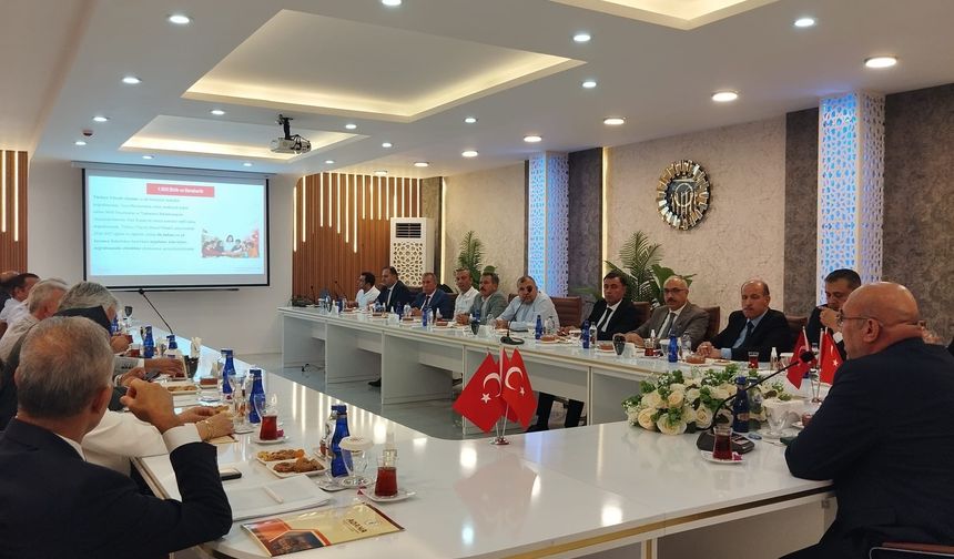 Adana’da 2026-2027 eğitim yılı hazırlıkları masaya yatırıldı