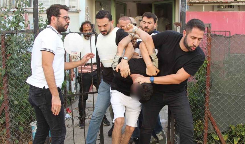 Adana’da cezaevi firarisi el bombasının pimini çekti: Özel harekât yakaladı