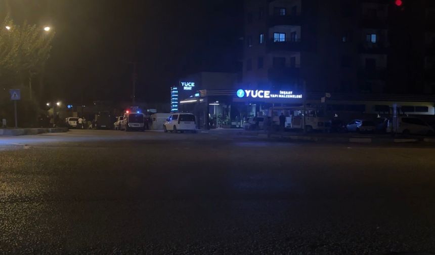 Adana’da inşaat malzemeleri satan iş yerine molotofkokteylli saldırı