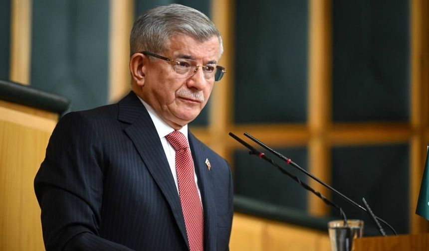 Ahmet Davutoğlu hakkında soruşturma başlatıldı